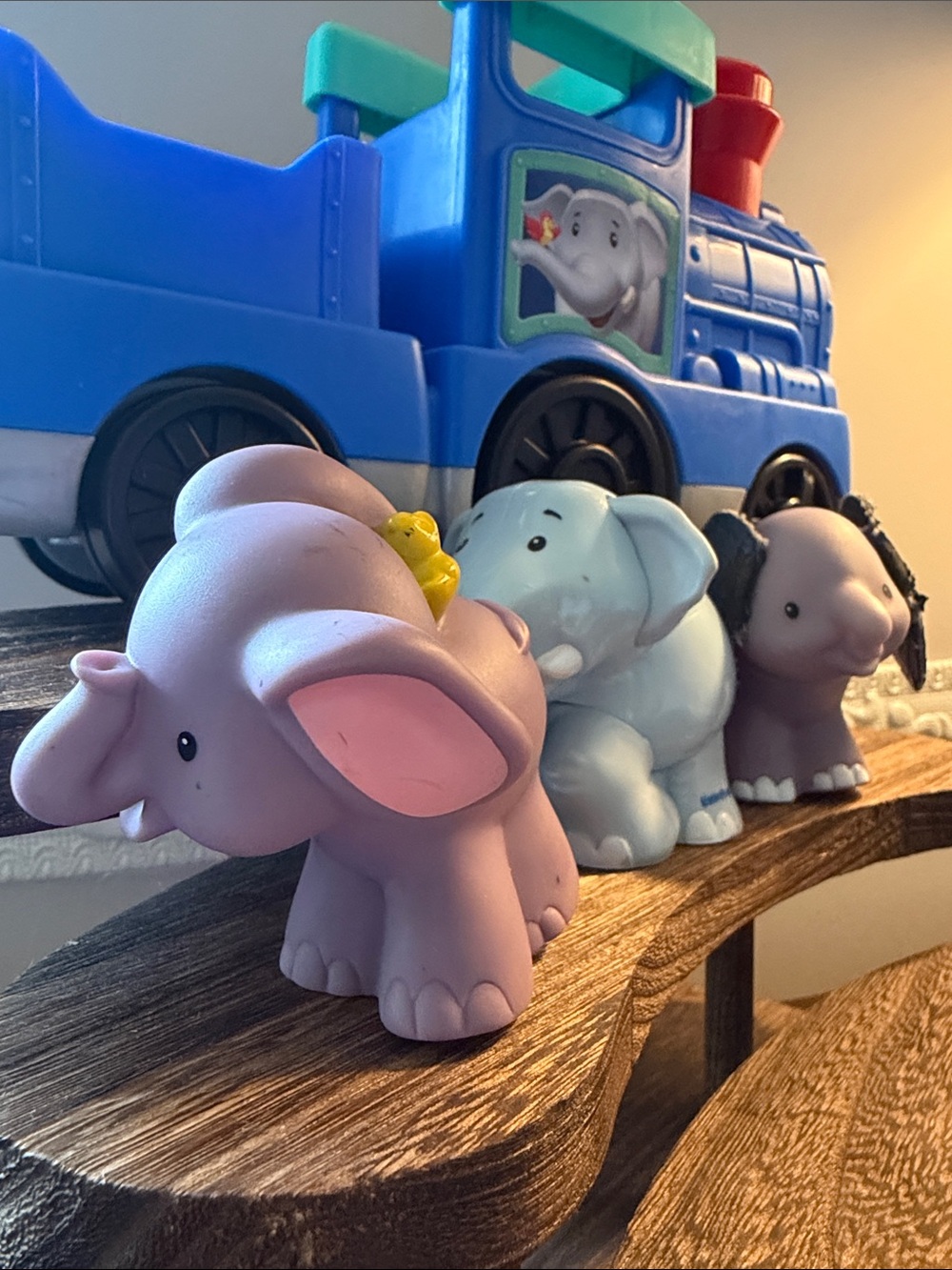 Fisher Price Little People ELEPHANT LOVERS Train and 3 Elephants Vintage and New